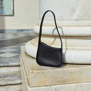 Phenomena Women's Black Leather Handbag - Mandi at Home