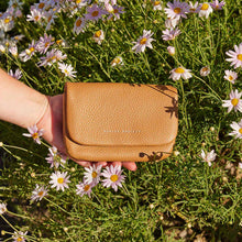 Load image into Gallery viewer, Impermanent Women&#39;s Tan Leather Wallet - Mandi at Home