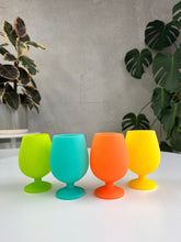 Load image into Gallery viewer, Stemm - Unbreakable Silicone Wine Glass - Campinas - Mandi at Home